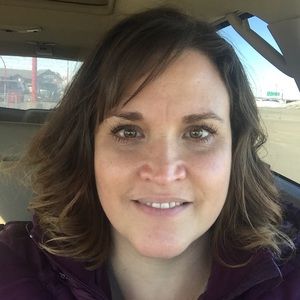 Meet your Posher, Angela